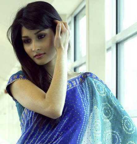 Purvashi Behl  Height, Weight, Age, Stats, Wiki and More